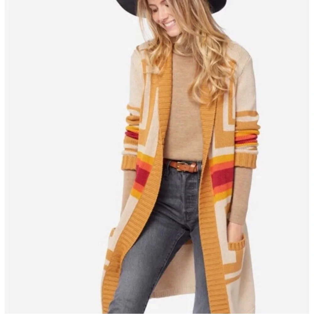 Pendleton Women's Cardigan in Cream, Orange, and Red - Picture 1 of 3